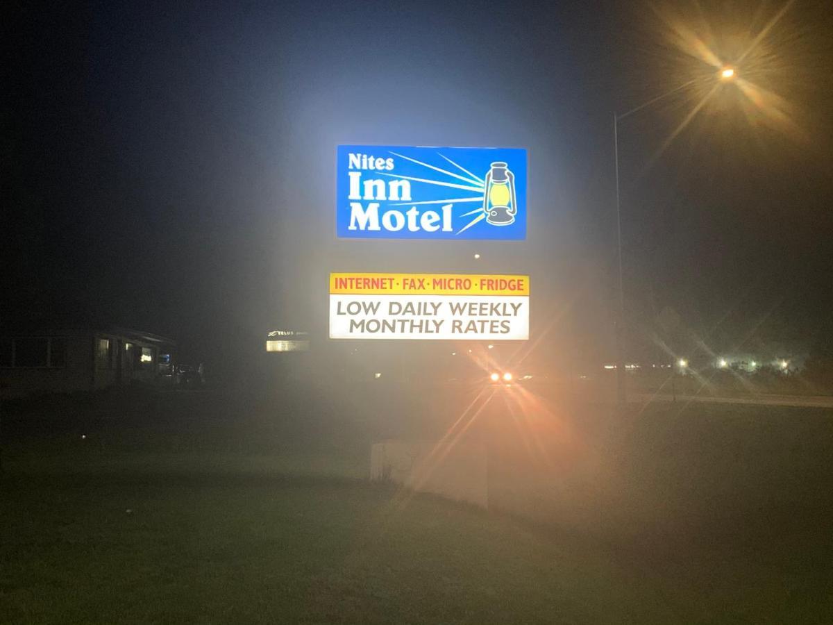 Nites Inn Motel Cornwall Exterior foto